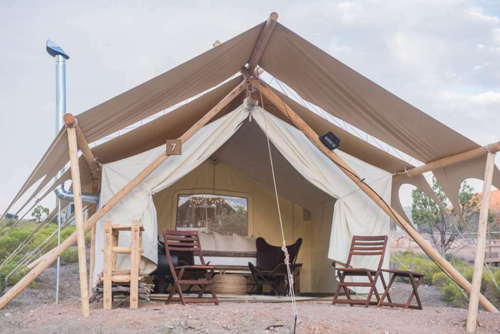 Under Canvas Zion Virgin Værelse billede